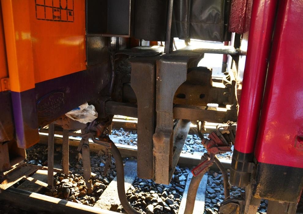 Leesett a vonatról majd szörnyethalt egy ember kedd este 